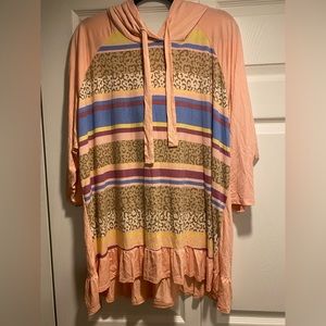 Lightweight Peachy/Pink Hoodie with 3/4 Sleeves Size 2xl